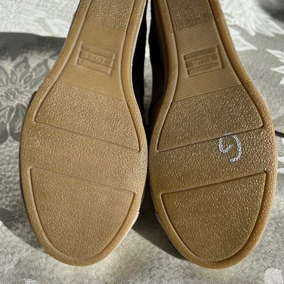 TOMS Suede Leather Wedge Booties Lace Up Boots Shoes 6.5 - Picture 15 of 16